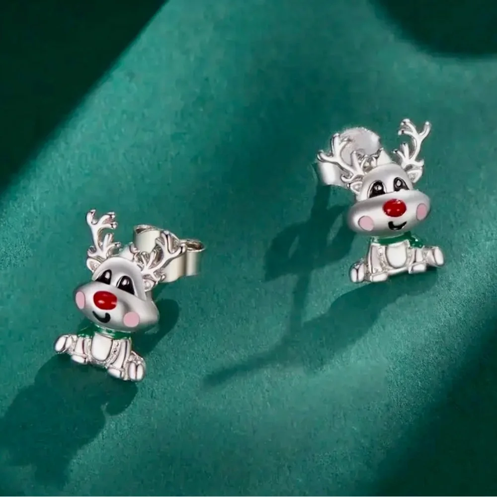 Silver Reindeer Christmas Earrings-NIP